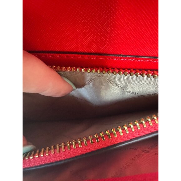 Michael Kors Saffiano Leather 3-in-1 Crossbody - Picture 4 of 7